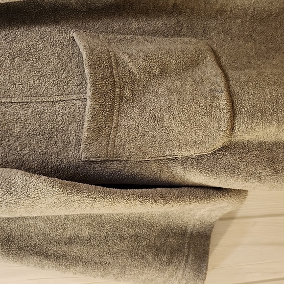 Gray Long Robe - Picture 5 of 6